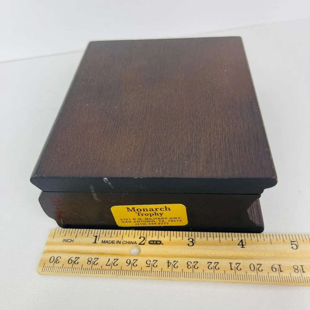 Monarch Trophy Wooden Book Desk Clock Brown Roman Numeral Quartz NISD Award Good
